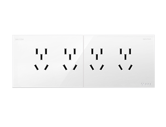 四位幼二三极连体插座（白色）